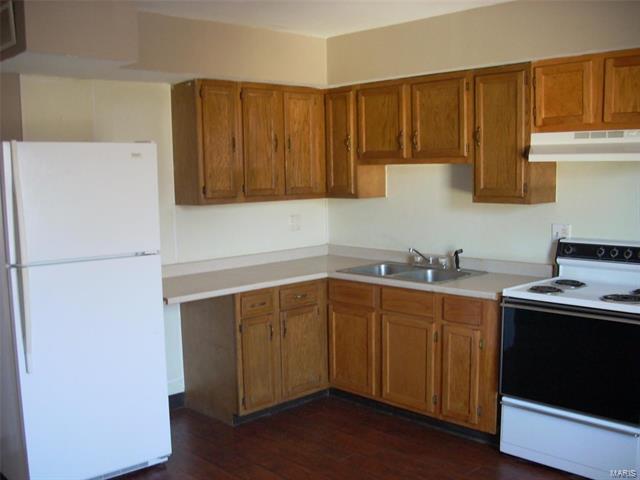 Photo - 401 N Illinois St