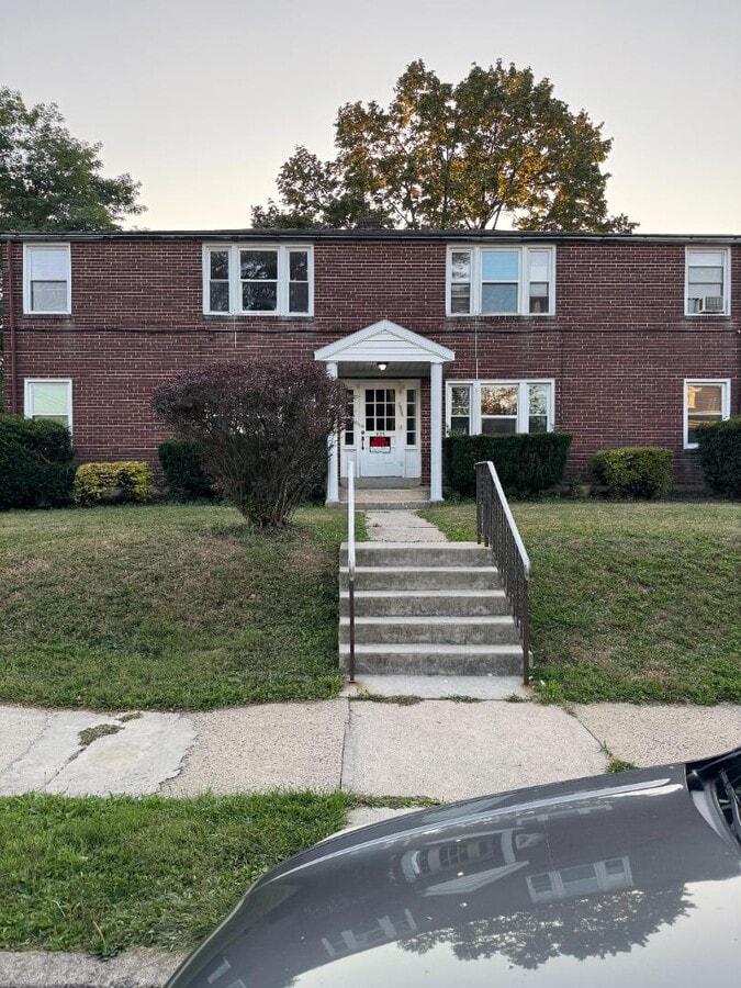 Photo - 525 14th Ave