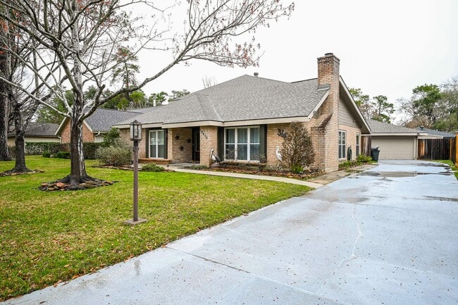 Photo - 19414 Dianeshire Dr