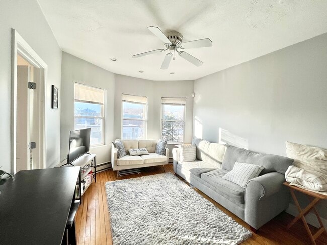 Photo - 1 Centre St Unit 6