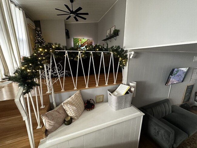 Photo - Beautiful Condo close to Memorial and Garces HS