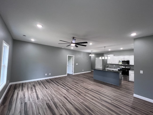 Photo - 104 Twin Oaks Dr