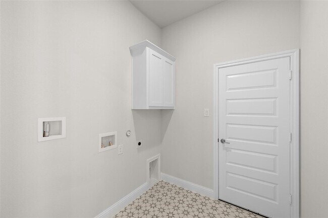 Photo - 6978 Westlake Dr