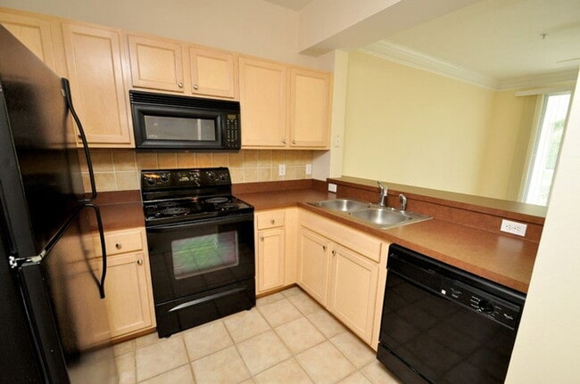 12861 Madison Pointe Cir Unidad 106