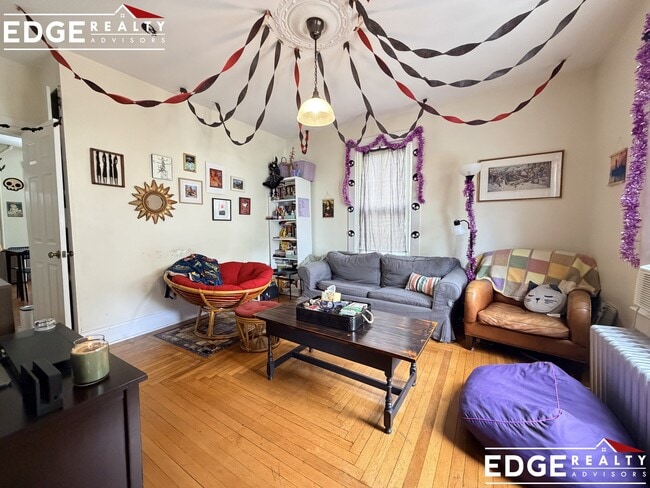 Photo - 24 Eastburn St
