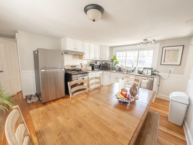 Photo - 68 Pleasant St Unidad 2