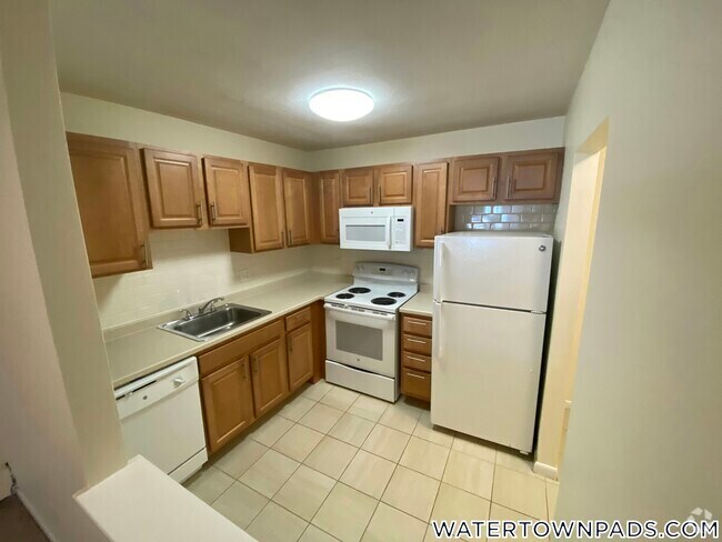 Building Photo - 16 Whites Ave Rental