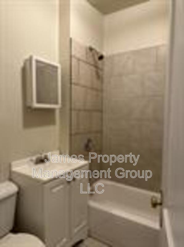 Photo - 3213 W Warren Blvd Unit 2