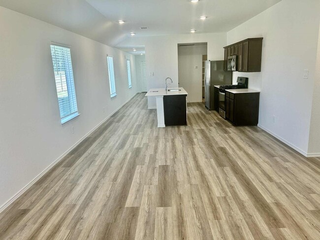 Photo - 1002 Muscadine Vine Ln