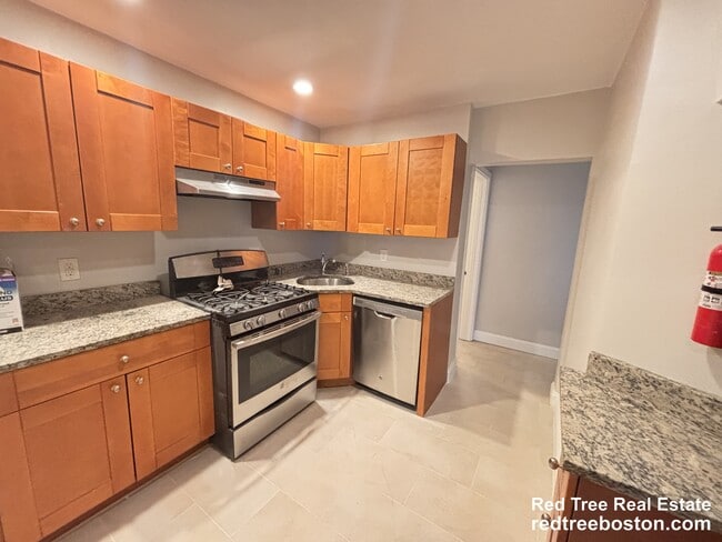 Photo - 76 Egmont St Unit 5