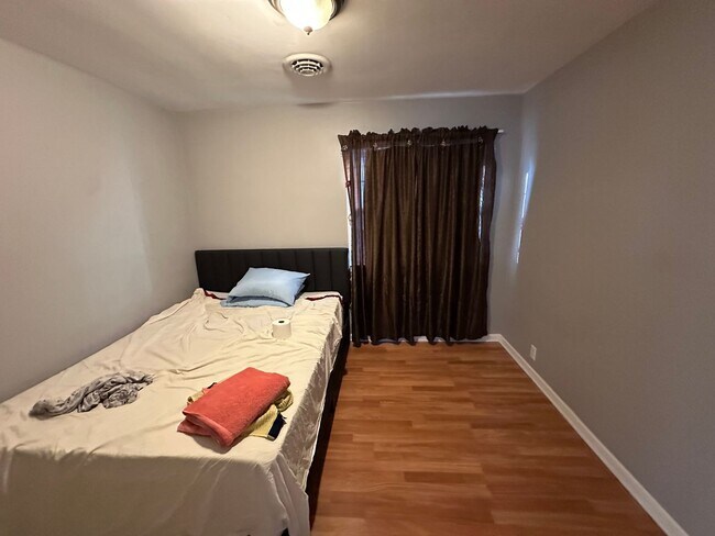 Photo - 1505-1505A S 3rd St. (Duplex) Unit 1505A - Upper