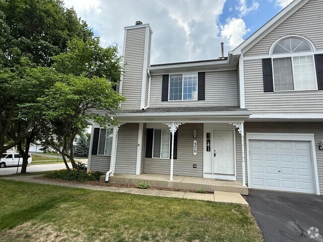 Building Photo - 370 Sandhurst Ln Rental
