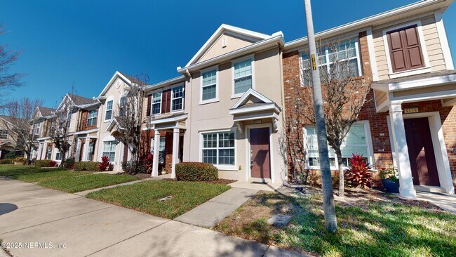 Photo - 8127 Summer Palm Ct