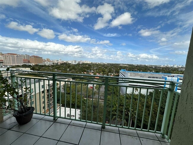 Photo - 3500 Coral Wy Unit PH-106