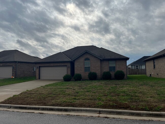 Beautiful 3-bedroom, 2-bath home in Republ... - Beautiful 3-bedroom, 2-bath home in Republ...