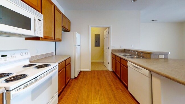 Photo - Windsor West Apartments