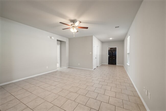 Photo - 8007 Grandstand Pkwy