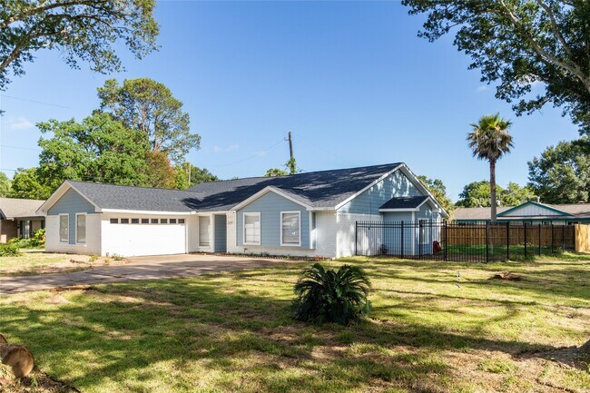 Photo - 500 Shirleen Dr