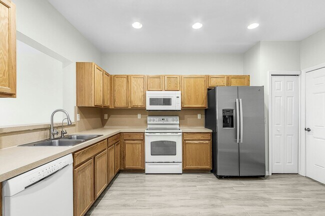 Photo - 4103 Cherrybrook Loop