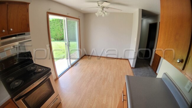 Photo - 2645 2nd Ave