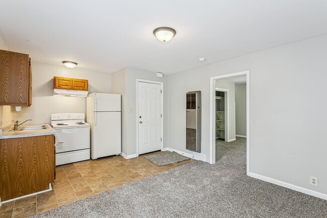 Building Photo - 1723 N Holyoke St Unit 2