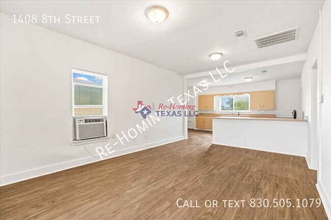 Photo - 1408 8th St