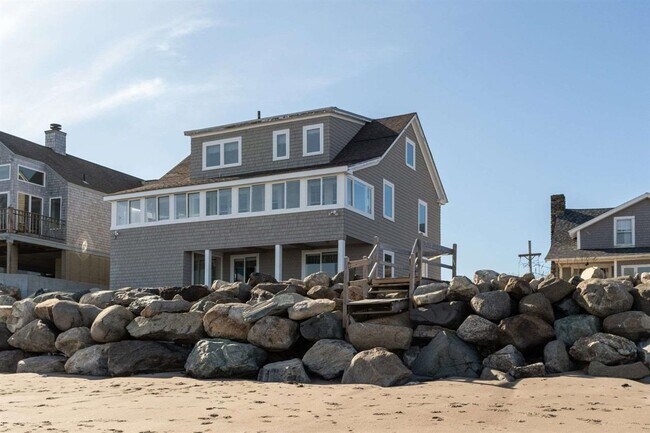 1056 Ocean Blvd
