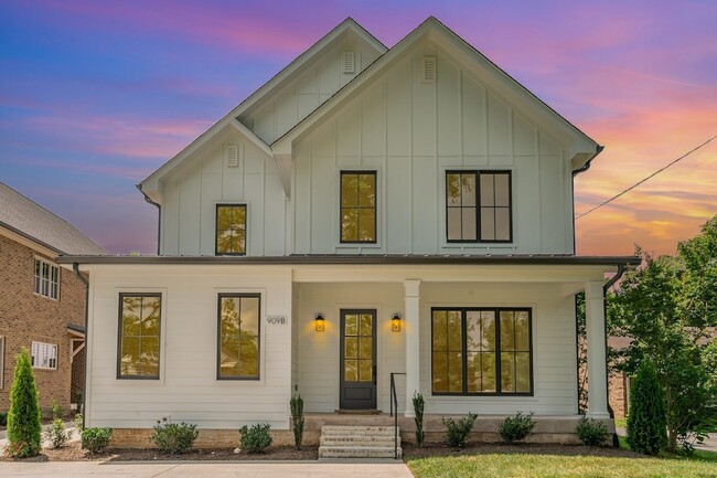 Photo - 909B Gale Ln