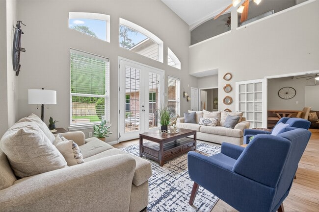 Photo - 155 E Concord Valley Cir
