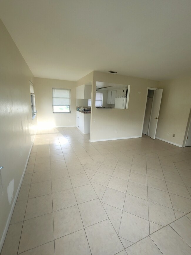 228 Pleasant Grove Rd Unit 3