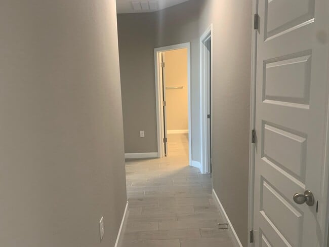 Photo - 264 S 189th Ln