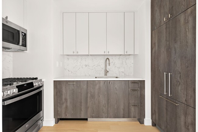 Photo - Chelsea Landmark