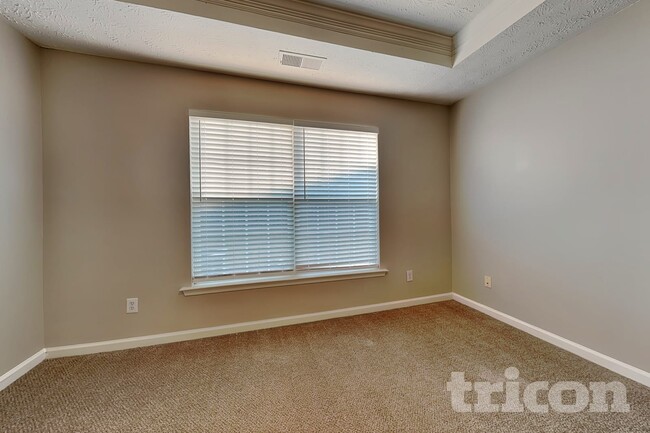 Photo - 166 Cobbler Cove Dr