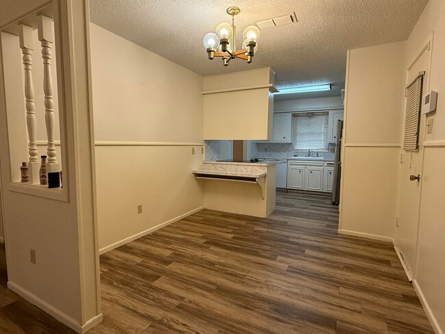 Photo - 3816 43rd St