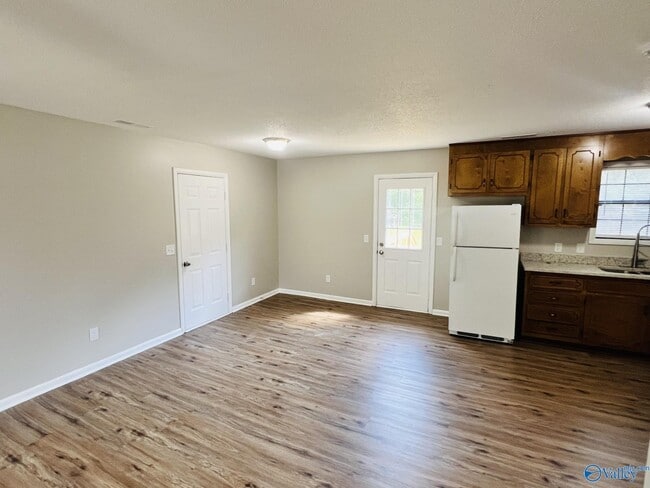 Photo - 3018 Charity Ln