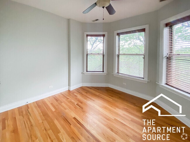 Building Photo - 1208 W Waveland Ave Unit 2C Rental