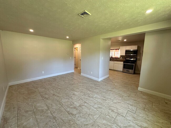 Photo - 3020 Northgate Ave Unidad 3020