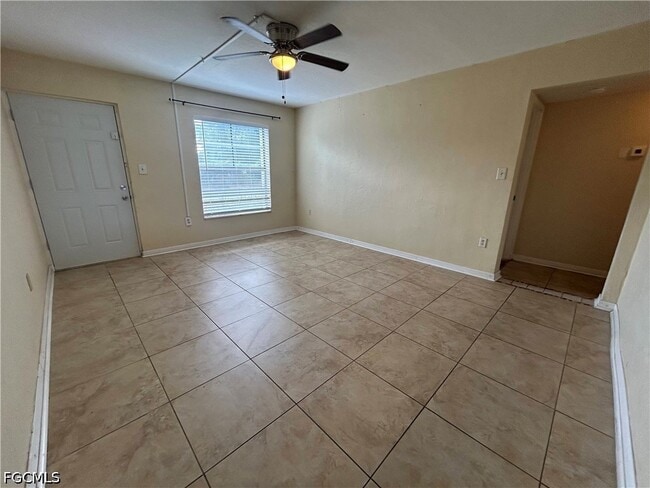 Photo - 2828 Jackson St Unit J3