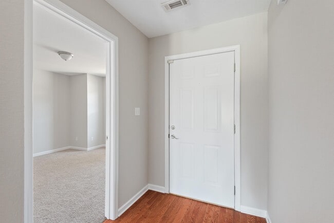 Photo - 2113 Fig Tree Way