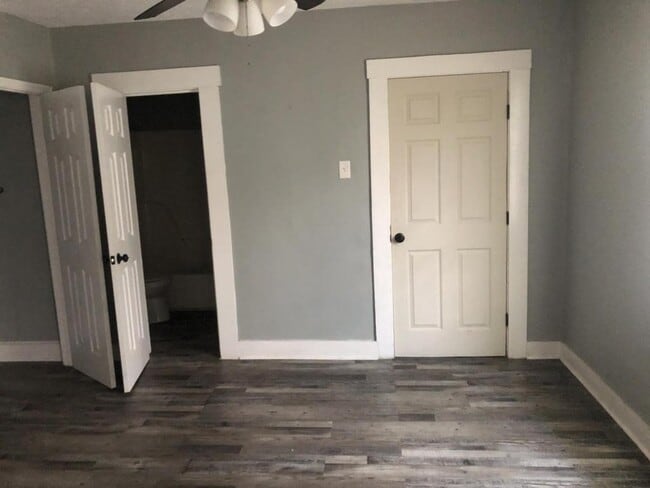 Building Photo - 1041 15th St