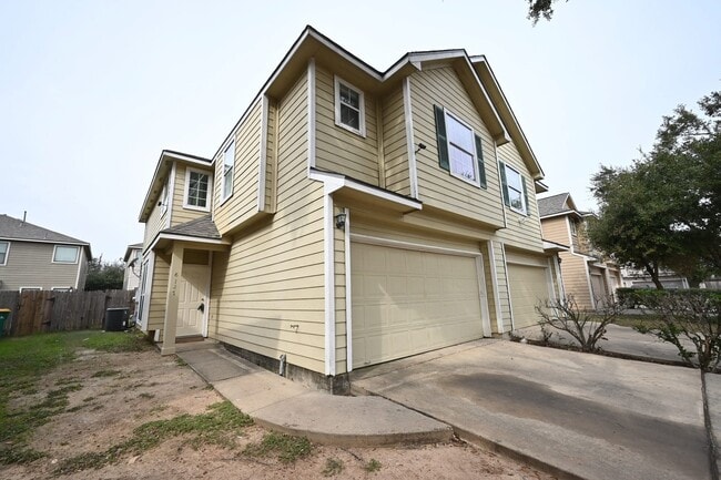 Photo - 6127 Yorkglen Manor Ln