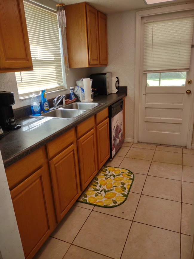 Photo - 2 bedroom 1 bath in a quiet neighborhood