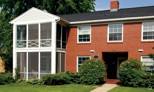 Building Photo - Hayes Houses