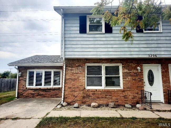 Photo - 3206 W Cypress Dr