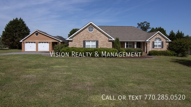 Photo - 28 Summerwind Dr