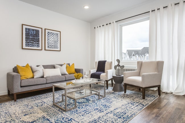 Photo - Lexington at Carteret