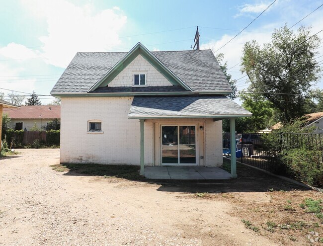 Building Photo - 1825 11th Ave Unit 1825.5 11TH AVE Rental