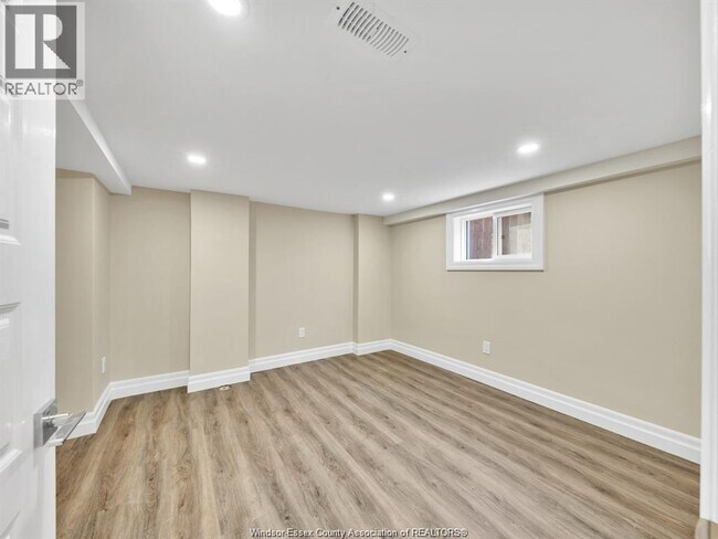 Photo - 1568 York St