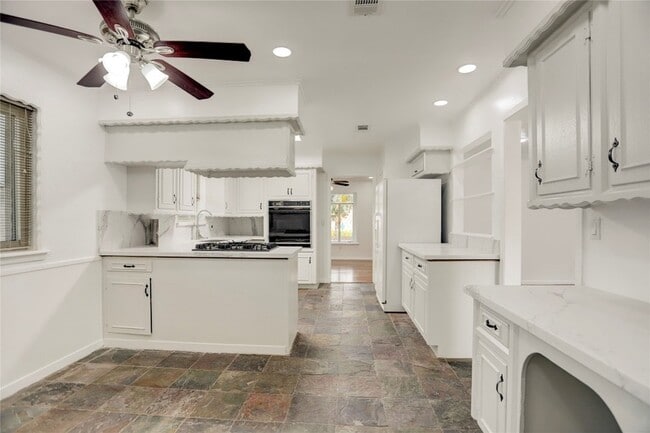 Photo - 5735 Wigton Dr