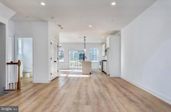 Photo - 434 Hurst St